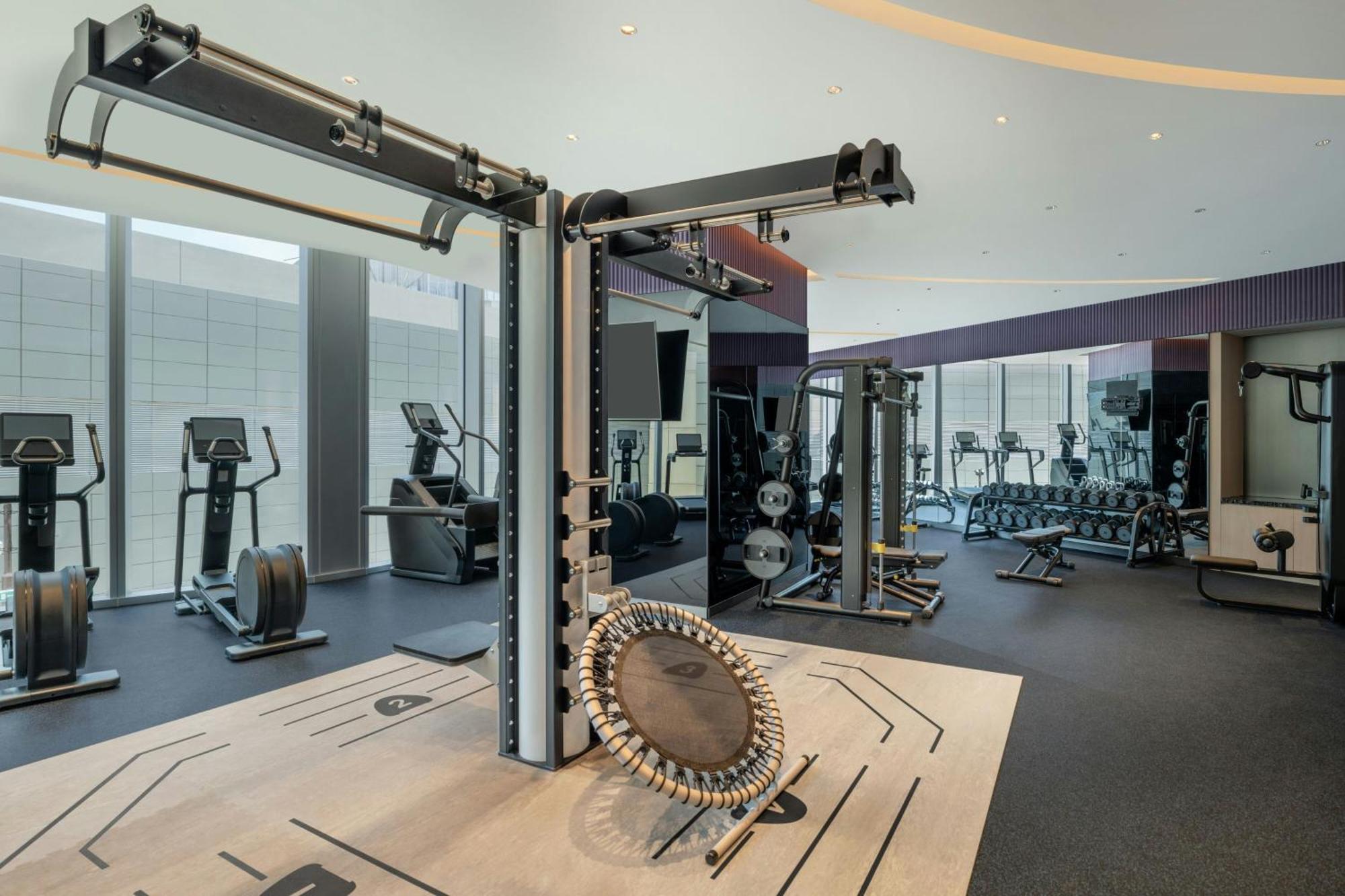 W Macau - Studio City Exteriér fotografie The gym at the hotel
